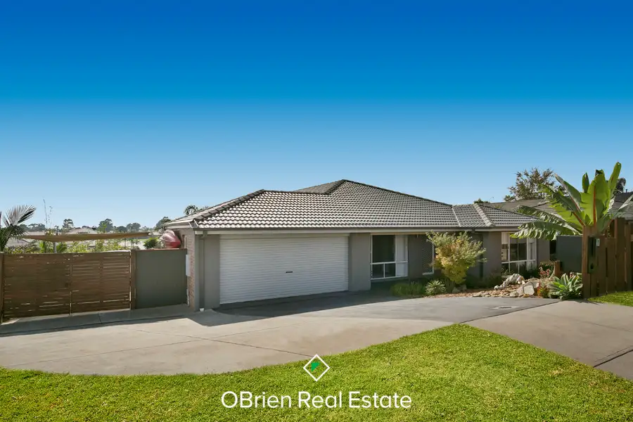 Main view of Homely house listing, 1 Aquamarine Crescent, Skye VIC 3977