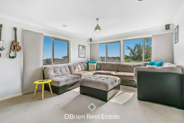 Sixth view of Homely house listing, 1 Aquamarine Crescent, Skye VIC 3977
