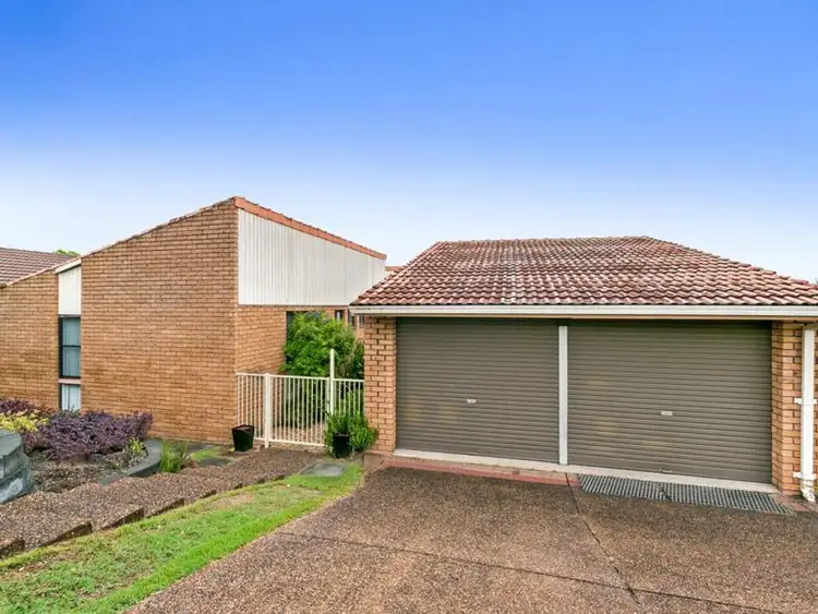 6 Vista Parade, East Maitland NSW 2323