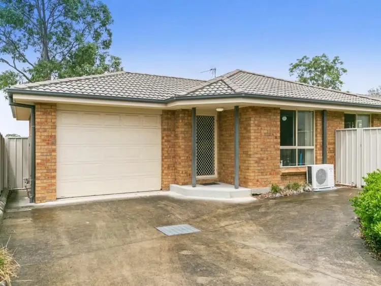 2/74 Brigantine Street, Rutherford NSW 2320