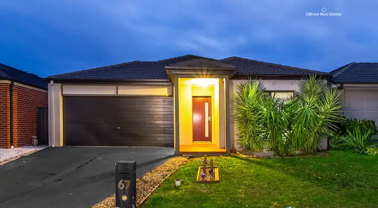 67 Sabel Drive, Cranbourne North VIC 3977