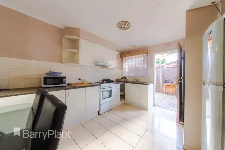Fourth view of Homely unit listing, 2/41-43 James Street, St Albans VIC 3021
