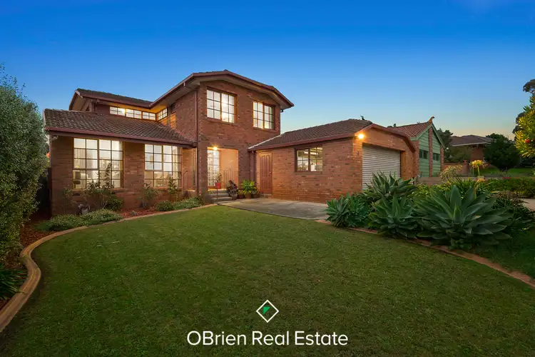 Main view of Homely house listing, 4 Wingate Court, Endeavour Hills VIC 3802
