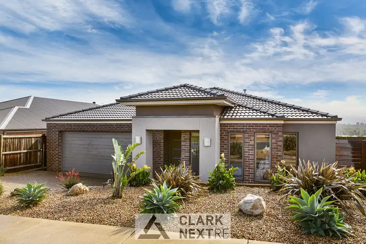 5 Warwick Way, Drouin VIC 3818
