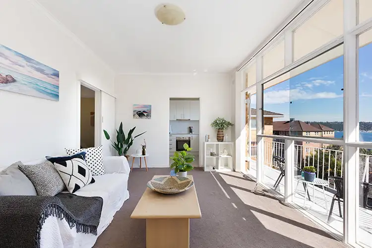Main view of Homely unit listing, 16/11 Stuart Street, Manly NSW 2095