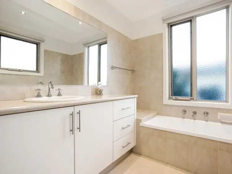 Sixth view of Homely townhouse listing, 1/87 Wood Street, Templestowe VIC 3106