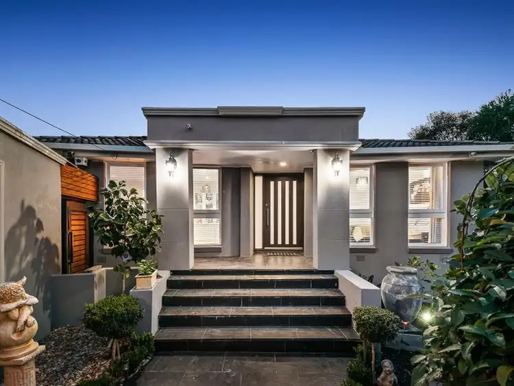 5 Dundas Court, Doncaster East VIC 3109