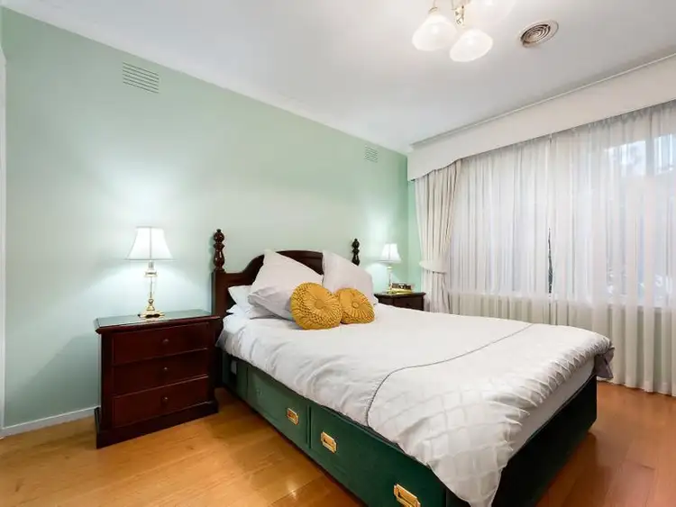 Fifth view of Homely house listing, 5 Kelvinside Drive, Templestowe VIC 3106