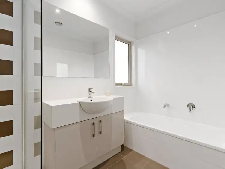 Sixth view of Homely townhouse listing, 4/62 Manningham Road, Bulleen VIC 3105