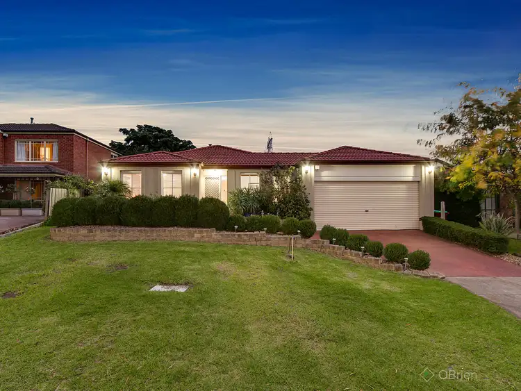 15 Ashton Rise, Narre Warren South VIC 3805