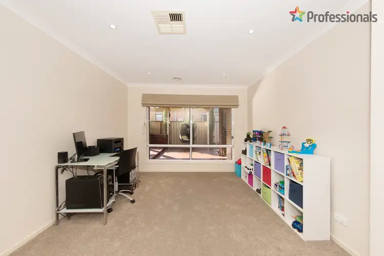 Fifth view of Homely house listing, 26 Cunningham Chase, Burnside Heights VIC 3023