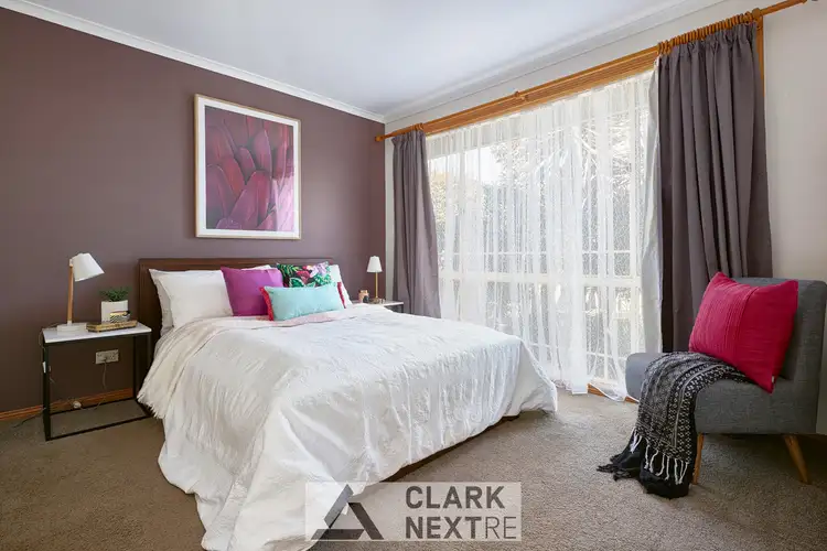 Fifth view of Homely house listing, 2 Grandview Close, Drouin VIC 3818