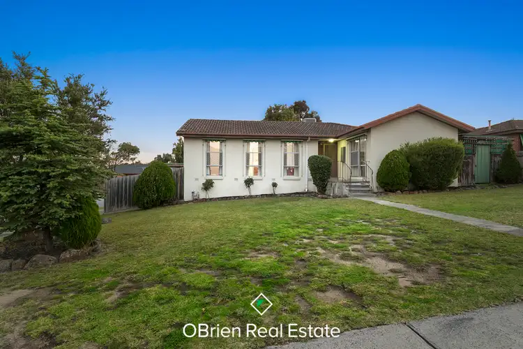 Main view of Homely house listing, 6 Amalfi Drive, Endeavour Hills VIC 3802