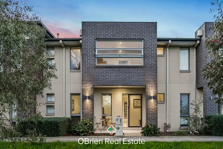 4 Peppermint Row, Officer VIC 3809