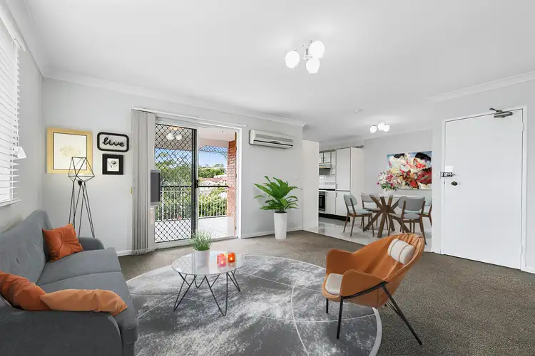 3/102 Pembroke Road, Coorparoo QLD 4151