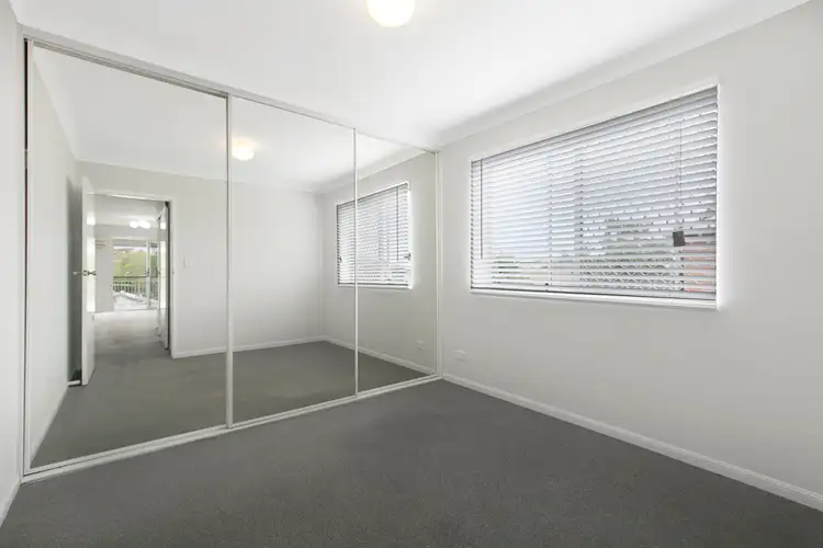 Fifth view of Homely unit listing, 3/102 Pembroke Road, Coorparoo QLD 4151