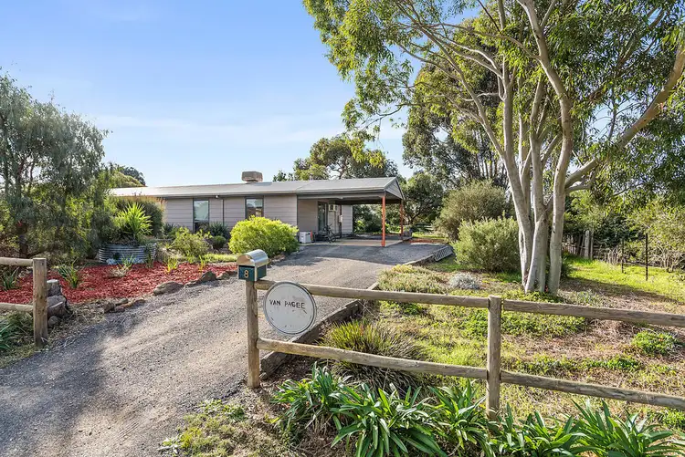 8 Monaghan Street, Castlemaine VIC 3450