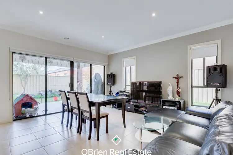Sixth view of Homely house listing, 19 Stradbroke Gardens, Caroline Springs VIC 3023