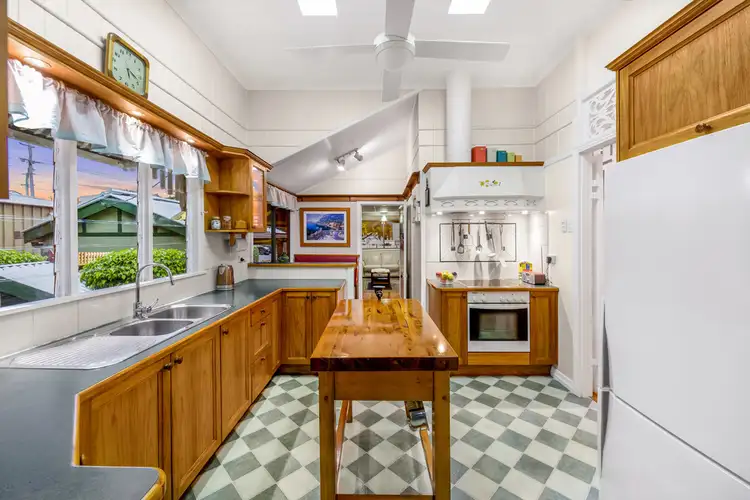 Sixth view of Homely house listing, 15 Irene Street, Wynnum QLD 4178