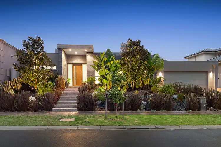 6 Habitat Park Drive, Doncaster East VIC 3109