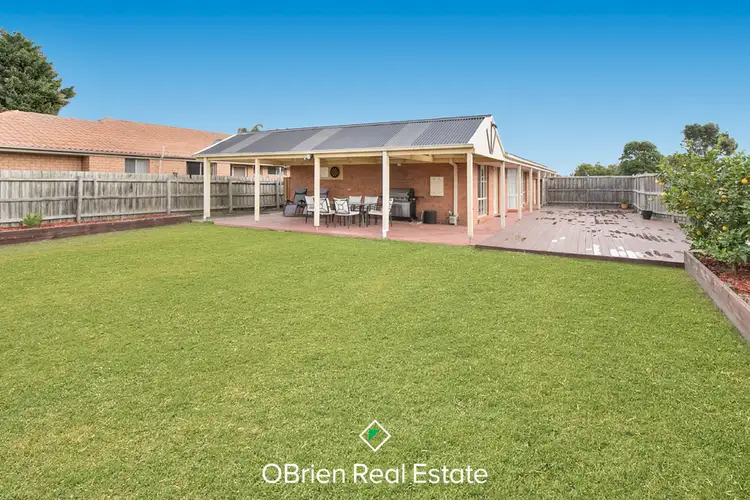 28 Chapman Street, Carrum Downs VIC 3201