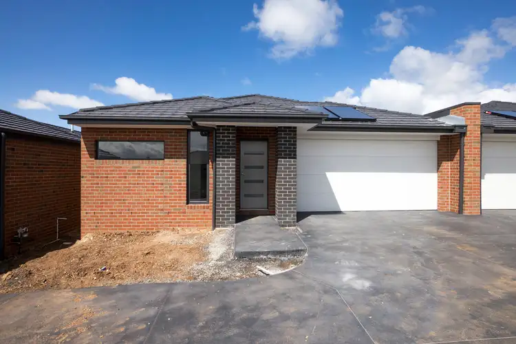 2/16 Lone Pine Square, Bacchus Marsh VIC 3340