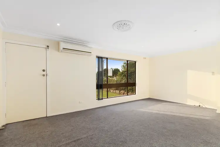 Fourth view of Homely house listing, 19 Dahlsen Crescent, Bairnsdale VIC 3875