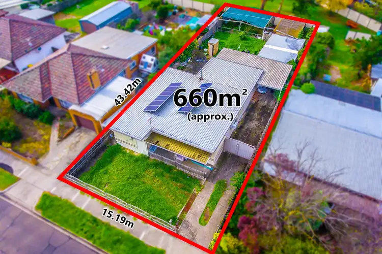 Fifth view of Homely house listing, 8 Avondale Avenue, St Albans VIC 3021