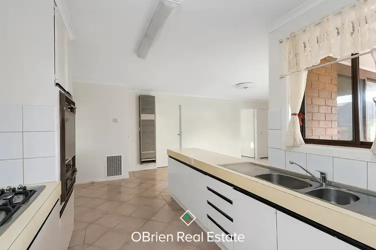 Fourth view of Homely house listing, 28 Charles Green Avenue, Endeavour Hills VIC 3802