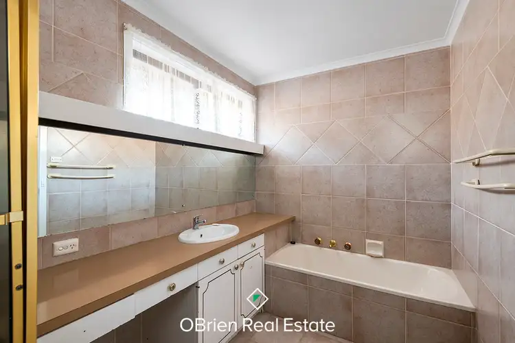 Sixth view of Homely house listing, 28 Charles Green Avenue, Endeavour Hills VIC 3802
