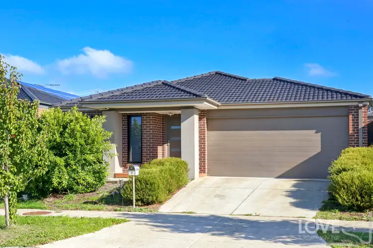 8 Aspect Drive, Doreen VIC 3754