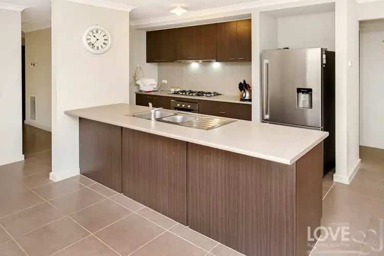 Fifth view of Homely house listing, 8 Aspect Drive, Doreen VIC 3754