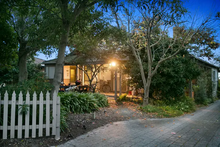 Main view of Homely house listing, 1/15 King Georges Avenue, Mornington VIC 3931