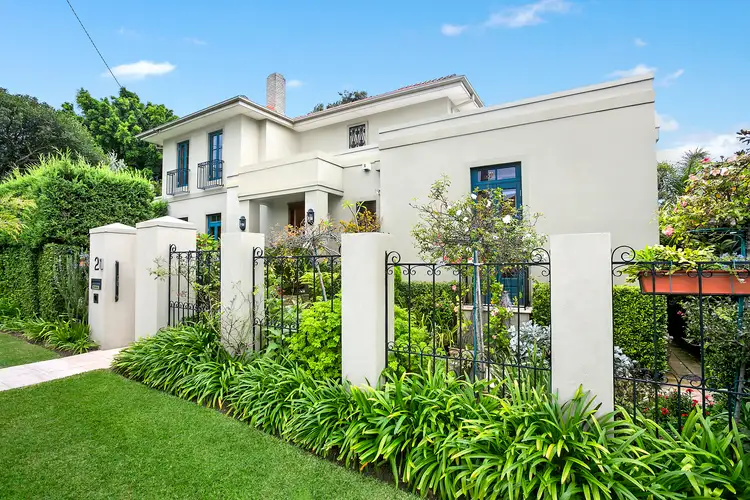 2 Palmerston Place, Seaforth NSW 2092