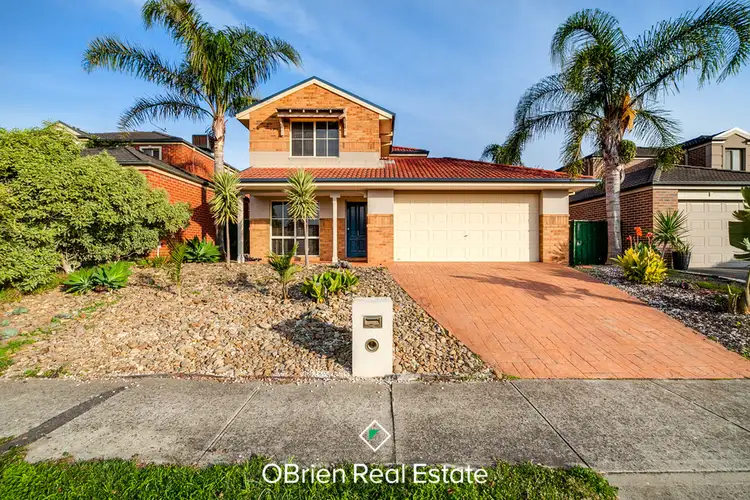 25 Lansbury Drive, Narre Warren South VIC 3805