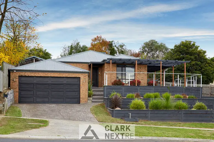 12 Walker Drive, Drouin VIC 3818