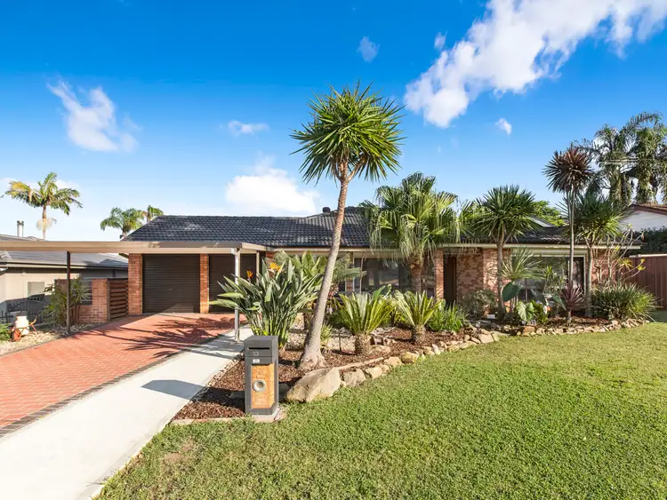 13 Leicester Way, St Clair NSW 2759