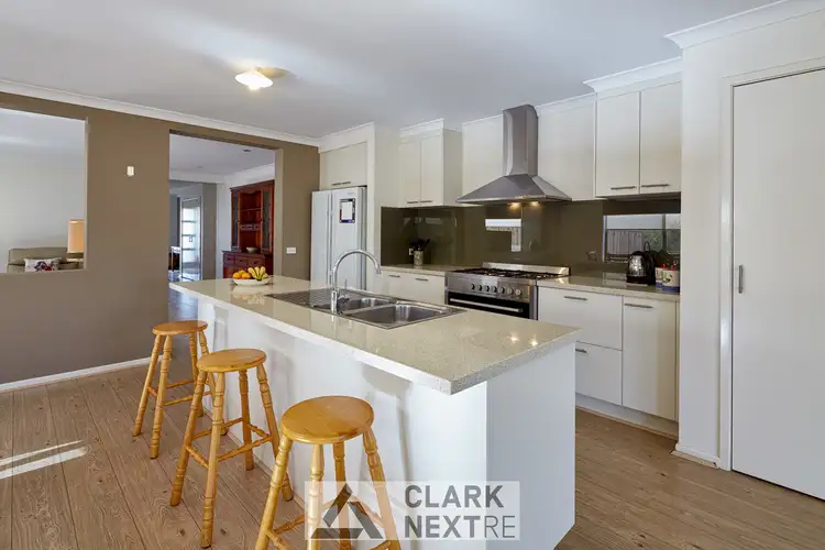 Fifth view of Homely house listing, 39 Empire Avenue, Drouin VIC 3818