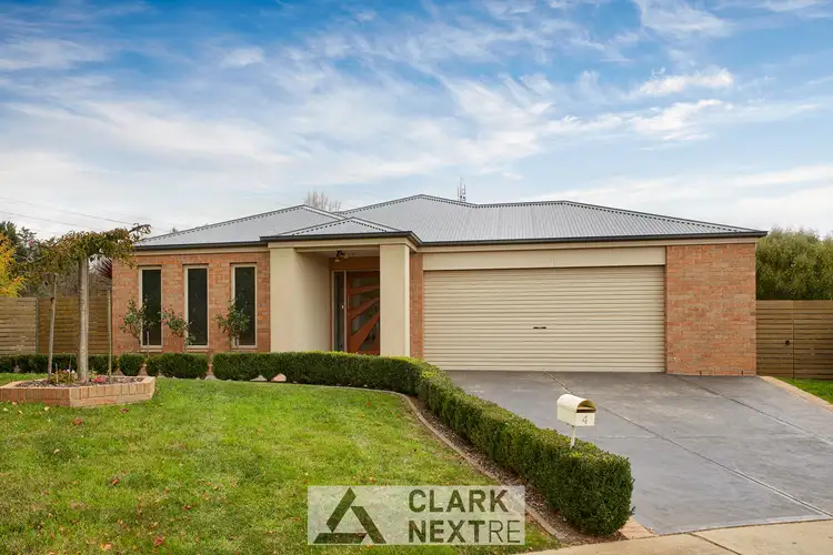 4 Bradley Place, Warragul VIC 3820