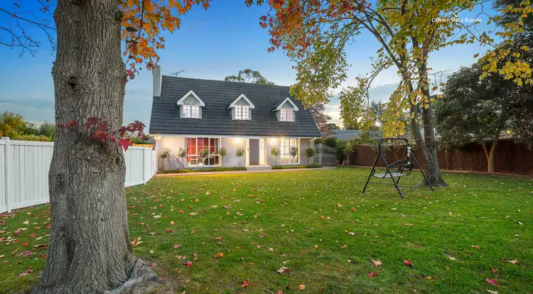 8 Allan Street, Berwick VIC 3806