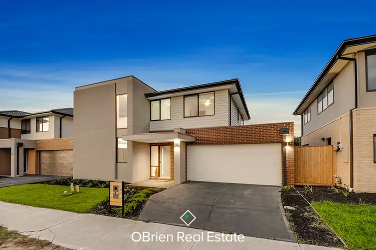 15 Portrait Place, Clyde North VIC 3978