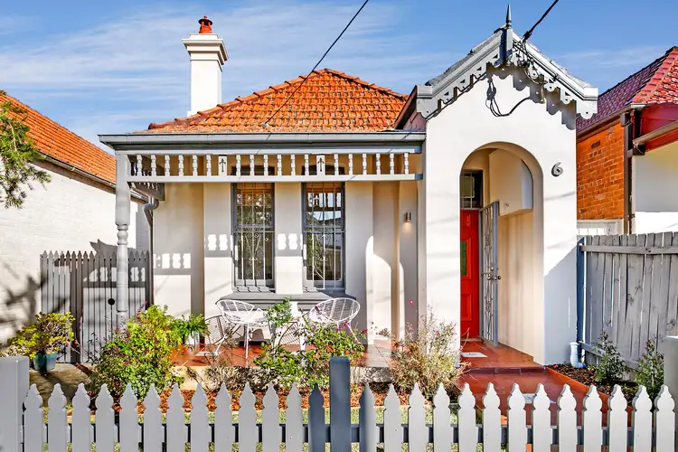 6 Beach Road, Dulwich Hill NSW 2203