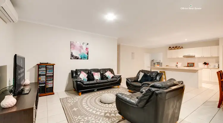 Sixth view of Homely house listing, 3 Fieldstone Boulevard, Beaconsfield VIC 3807