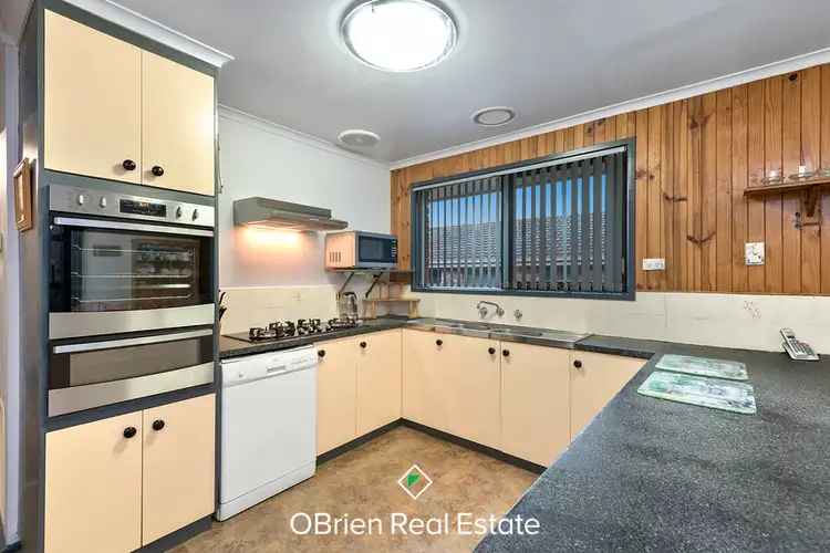 Fourth view of Homely house listing, 9 Lynne Court, Hallam VIC 3803