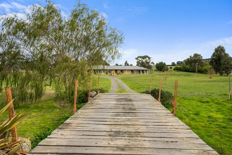 53 Connor Court, Ballan VIC 3342