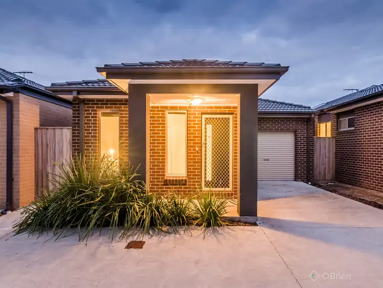 Main view of Homely unit listing, 8/37-39 Valencia Circuit, Cranbourne VIC 3977