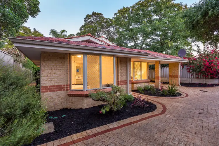 35B Coleman Crescent, Melville WA 6156