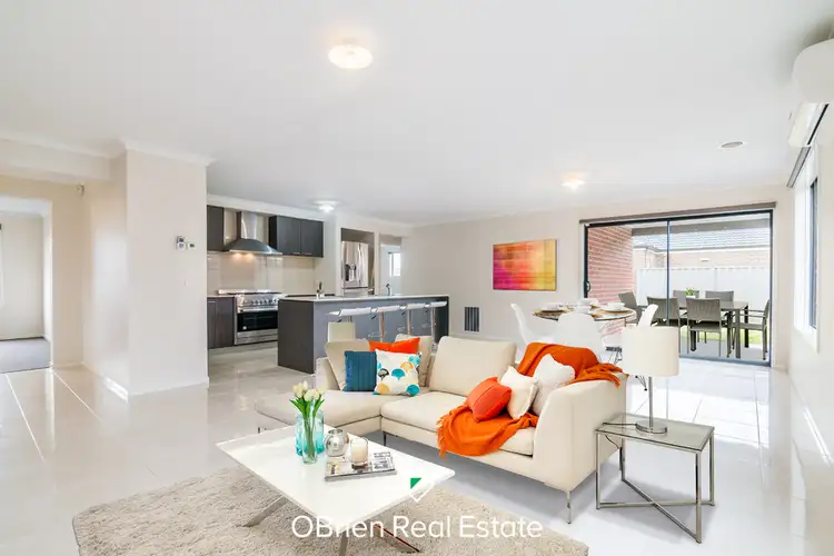 Second view of Homely house listing, 7 Chorus Way, Cranbourne East VIC 3977