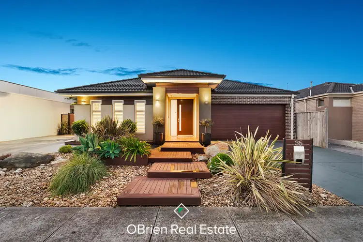 35 Balladonia Gum Circuit, Lyndhurst VIC 3975