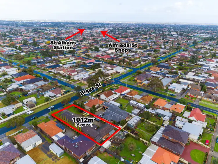 Main view of Homely block of units listing, 1-4/112 Biggs Street, St Albans VIC 3021